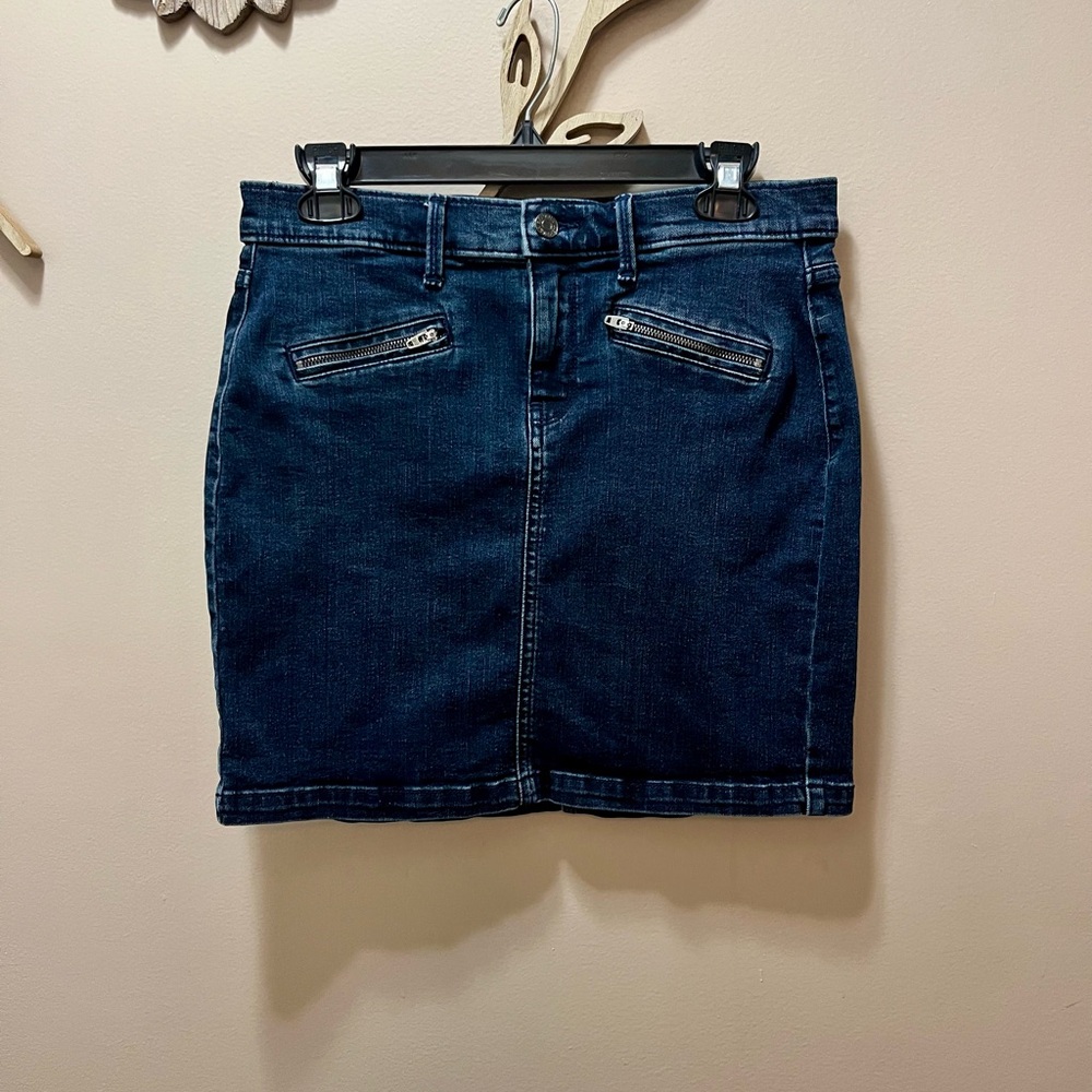Banana Republic Dark Blue Denim Miniskirt Size 6